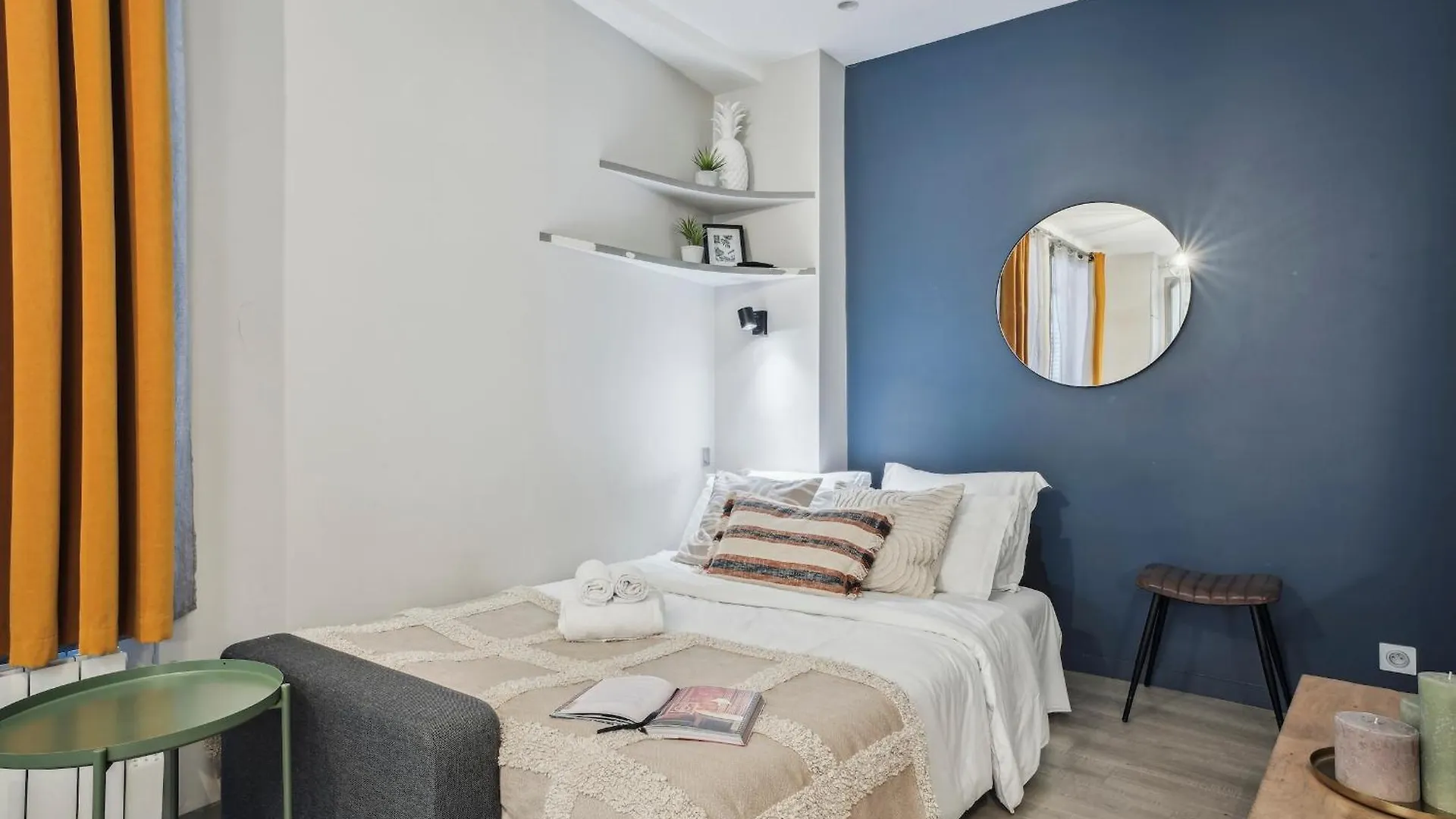Eiffel & Invalides - Cityapartmentstay Paris 0*,